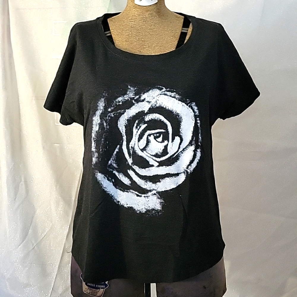 VIDA short sleeve tee. Charcoal grey with white rose screenprint rose on front